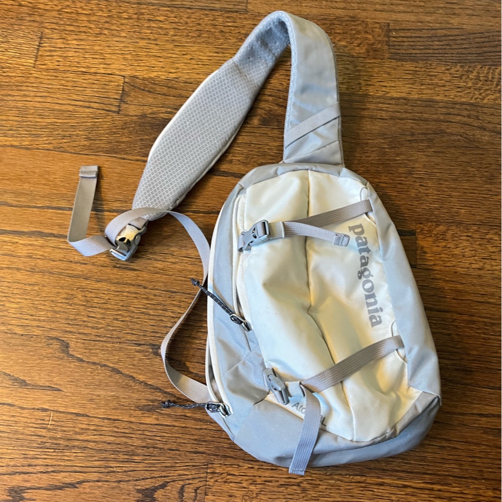 Patagonia Atom 8 Liter bag